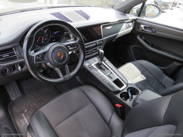 Auto - Porsche macan 2.0