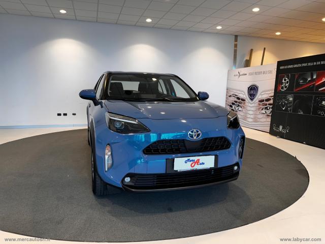 Toyota yaris cross 1.5 hybrid 5p. e-cvt busin.