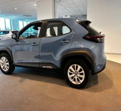 Auto - Toyota yaris cross 1.5 hybrid 5p. e-cvt busin.
