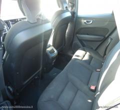 Auto - Volvo xc60 b4