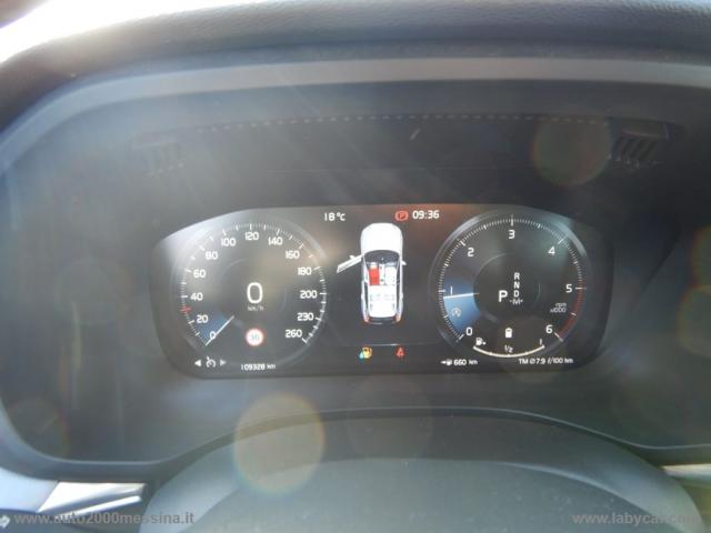 Auto - Volvo xc60 b4