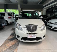 Auto - Lancia ypsilon 1.2 argento