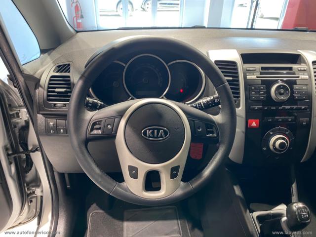 Auto - Kia venga 1.4 crdi 90 cv wgt ex