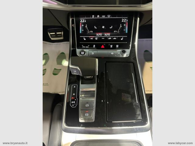 Auto - Audi q8 50 tdi 286 cv qu.tiptr. s line ed. nuovo!!!!!