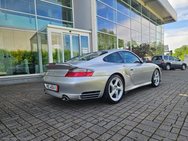 Auto - Porsche 911 turbo coupÃ©