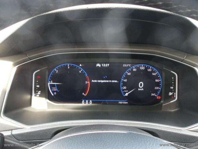 Auto - Volkswagen t-roc 2.0 tdi business bluemot. tech.