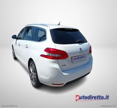 Auto - Peugeot 308 bluehdi 120 s&s eat6 sw allure