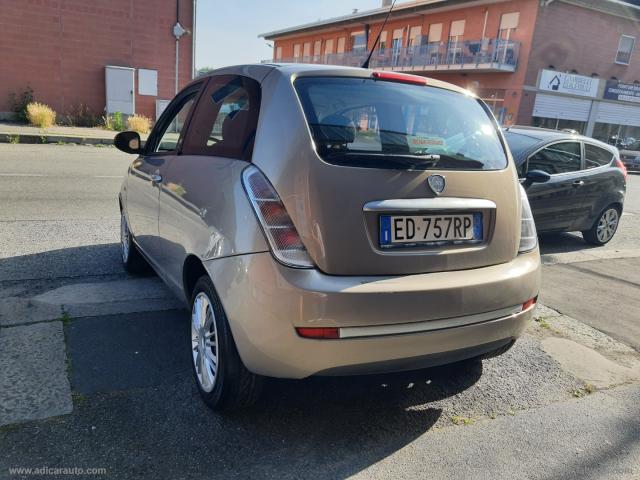 Auto - Lancia ypsilon 1.2 benzina 60 cv