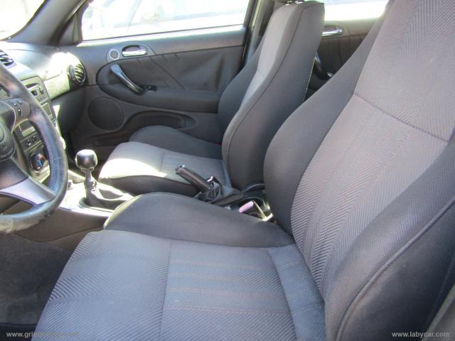 Auto - Alfa romeo 147 1.9 jtd