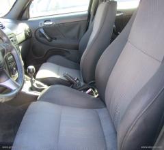 Auto - Alfa romeo 147 1.9 jtd