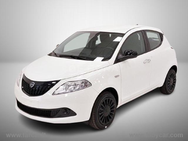 Lancia ypsilon 1.0 firefly 5ps&s hyb. eco silv.