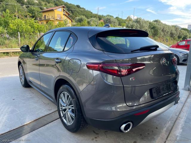 Auto - Alfa romeo stelvio 2.2 t.diesel 190cv at8 rwd bus.