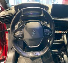 Auto - Peugeot 2008 bluehdi 130 s&s eat8 gt pack