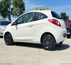 Auto - Ford ka+ 1.2 8v 69 cv