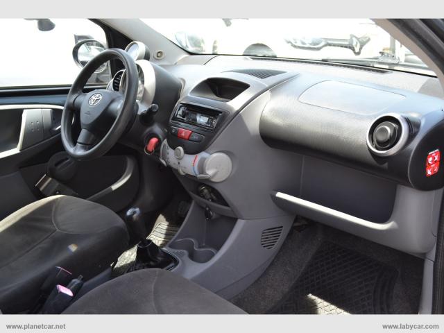 Auto - Toyota aygo 1.0 vvt-i 3p.