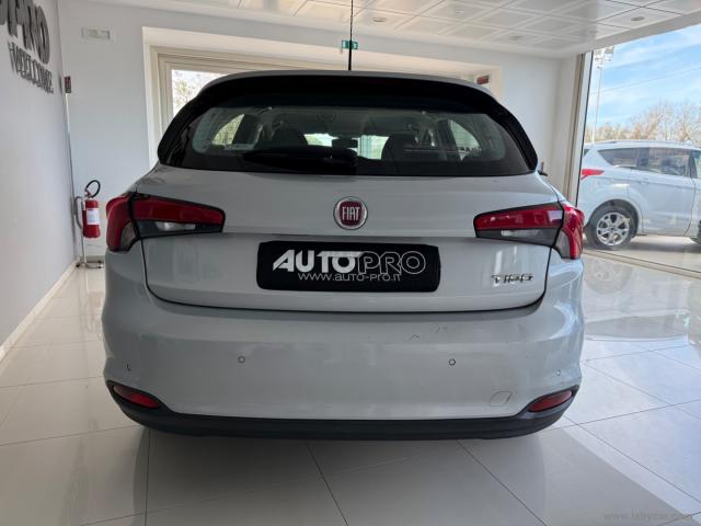 Auto - Fiat tipo 1.6 mjt s&s 5p. easy