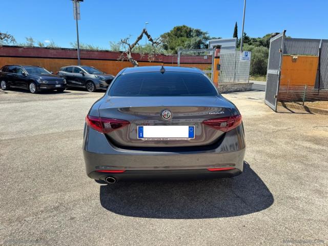 Auto - Alfa romeo giulia business 2.2 mj 160cv at8