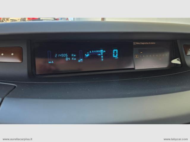 Auto - Renault grand espace 2.0 dci 175 cv pr. initiale