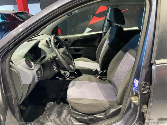 Auto - Ford fiesta 1.2 16v 5p. ghia