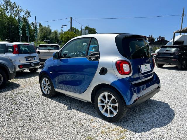 Auto - Smart fortwo eq passion