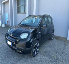 Fiat panda 1.0 hybrid launch ed.city cross
