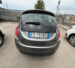 Auto - Lancia ypsilon 1.3 mjt 95 cv 5p. s&s platinum