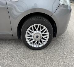 Auto - Lancia ypsilon 1.3 mjt 95 cv 5p. s&s platinum