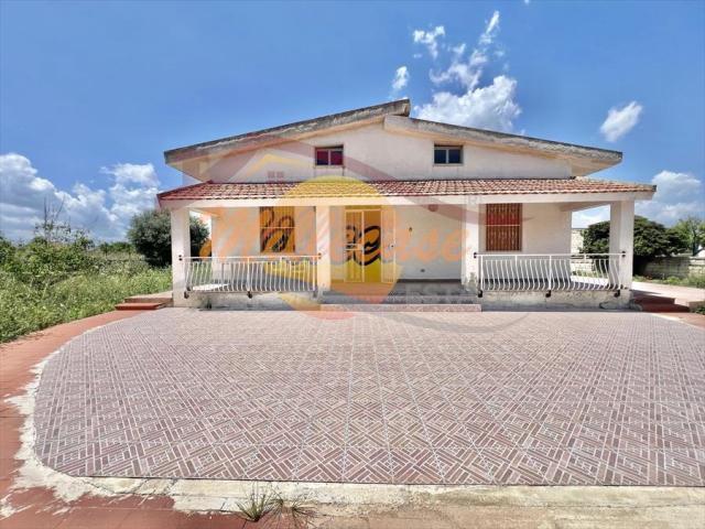 Appartamenti in Vendita - Villa in vendita a siracusa arenella