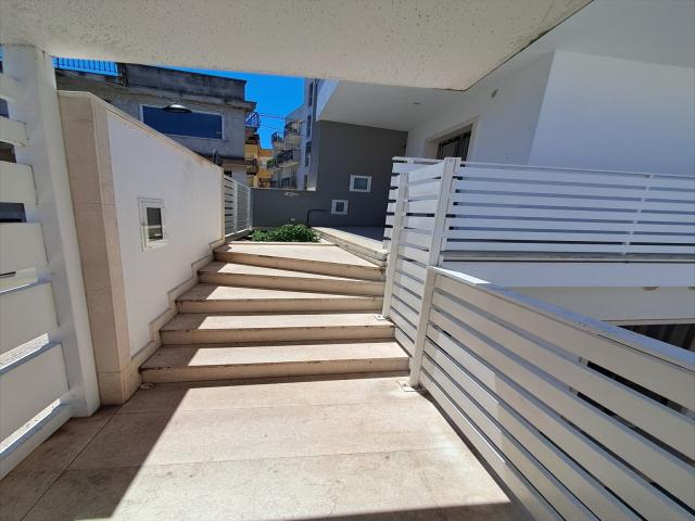 Appartamenti in Vendita - Villa in vendita a modugno piazza garibaldi