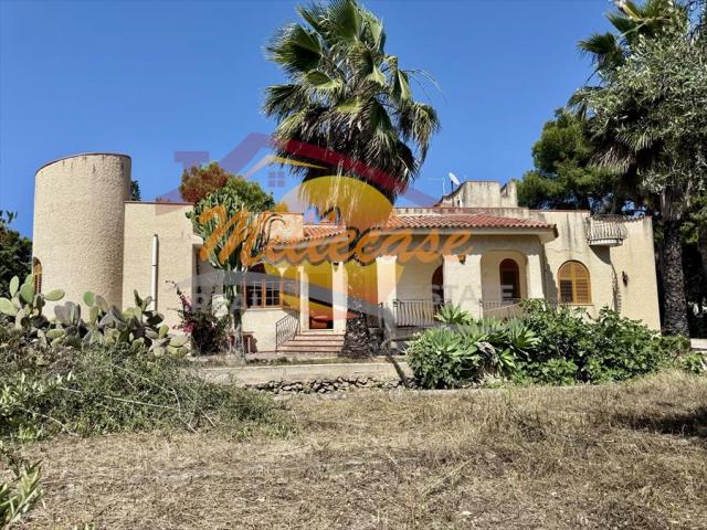 Appartamenti in Vendita - Villa bifamiliare in vendita a siracusa terrauzza, fanusa, plemmirio