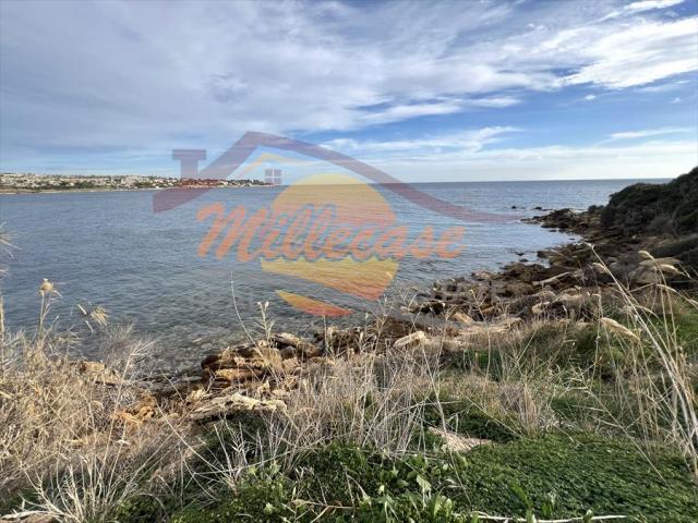Appartamenti in Vendita - Villa bifamiliare in vendita a siracusa terrauzza, fanusa, plemmirio