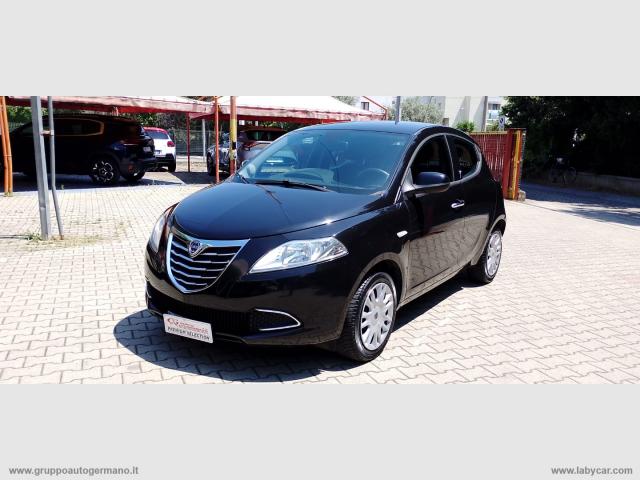 Auto - Lancia ypsilon 1.2 69 cv 5p. s&s gold