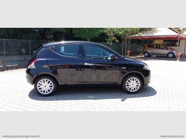 Auto - Lancia ypsilon 1.2 69 cv 5p. s&s gold