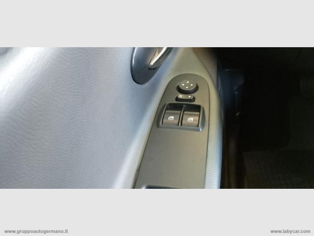 Auto - Lancia ypsilon 1.2 69 cv 5p. s&s gold