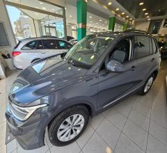 Auto - Volkswagen tiguan 2.0 tdi 150cv scr dsg life