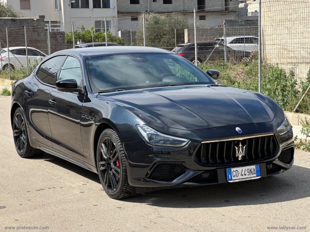 Auto - Maserati ghibli v6 diesel 275 cv