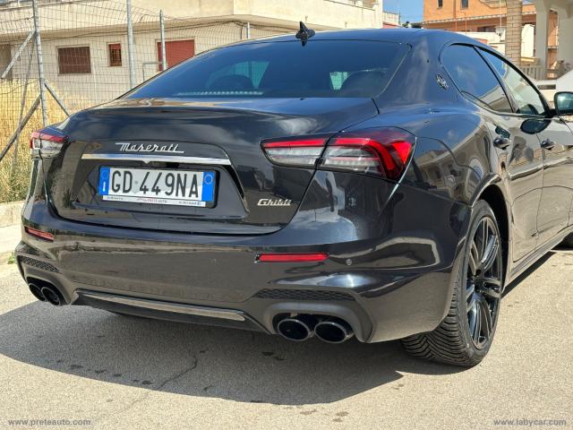 Auto - Maserati ghibli v6 diesel 275 cv