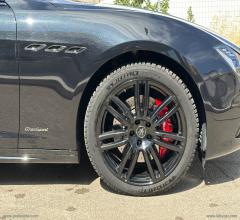Auto - Maserati ghibli v6 diesel 275 cv