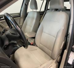 Auto - Volkswagen golf variant 1.6 tdi 110 cv dsg comf.bmt