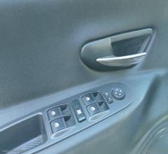Auto - Lancia ypsilon 1.2 69 cv 5p. s&s platinum