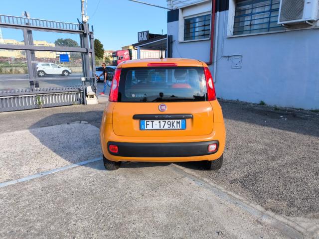 Auto - Fiat panda 1.2 lounge