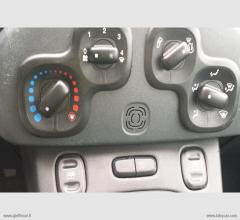Auto - Fiat panda 1.2 lounge 5 posti