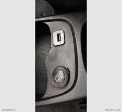 Auto - Fiat panda 1.2 lounge 5 posti