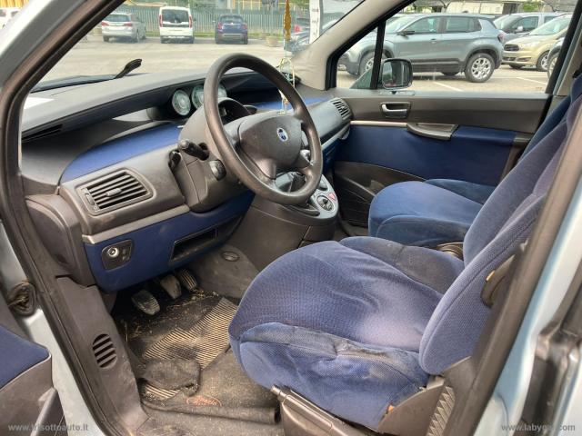 Auto - Fiat ulysse 2.2 jtd emotion