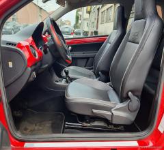 Auto - Volkswagen 1.0 75 cv 3p.