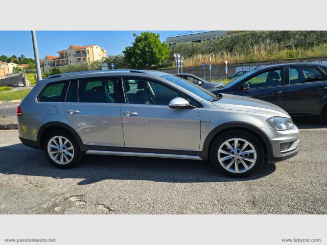 Auto - Volkswagen golf var. alltrack 2.0 tdi 4mot. bmt