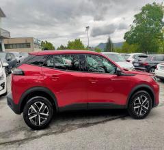 Auto - Peugeot 2008 puretech 100 s&s active