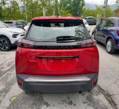 Auto - Peugeot 2008 puretech 100 s&s active