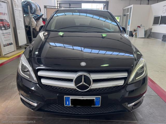 Auto - Mercedes-benz b 200 cdi automatic premium !tetto panoramico+gancio traino!