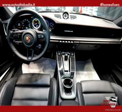 Auto - Porsche 911 carrera s
